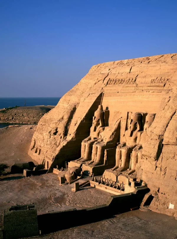 statues-entrance-Ramses-II-Great-Temple-Aswan